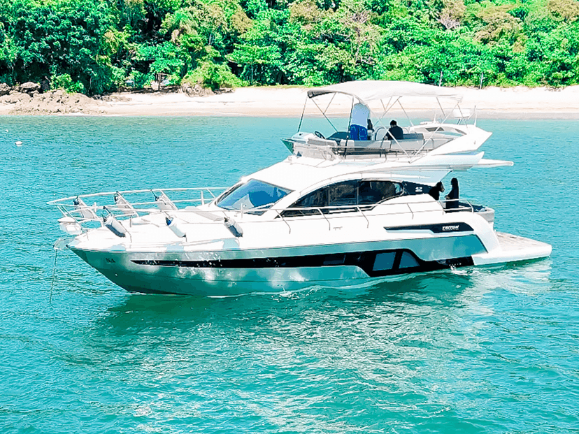 Triton Yacht 54 B